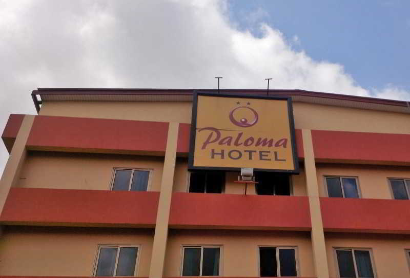 Paloma Hotel North Industrial Area Accra Bagian luar foto